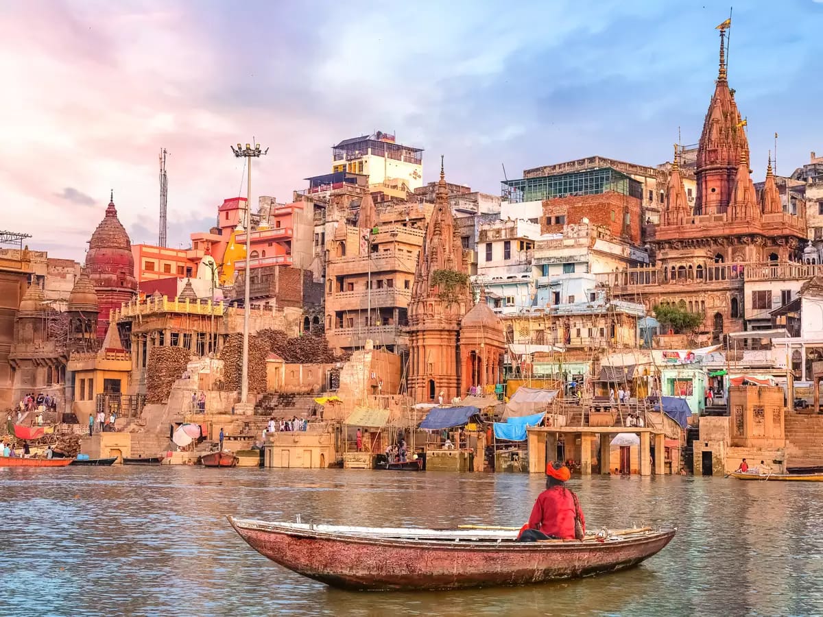 2 Nights / 3 Days Varanasi and Ayodhya Tour